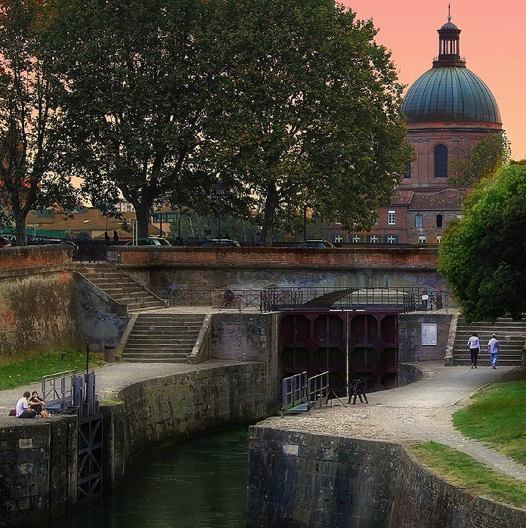 Le Clos Des Nobles Lägenhet Toulouse Exteriör bild