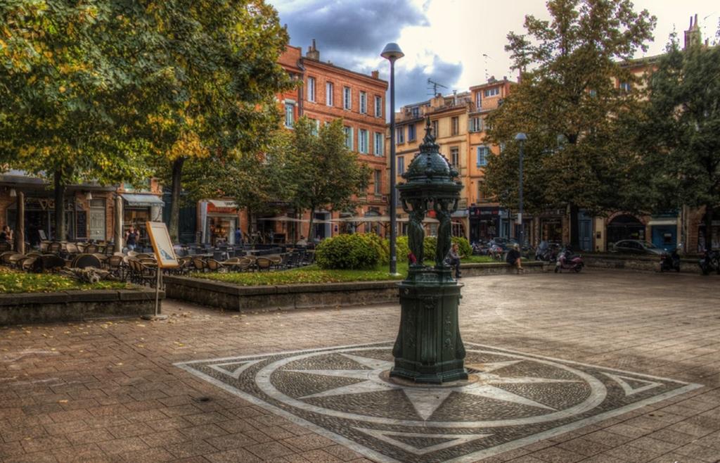 Le Clos Des Nobles Lägenhet Toulouse Exteriör bild